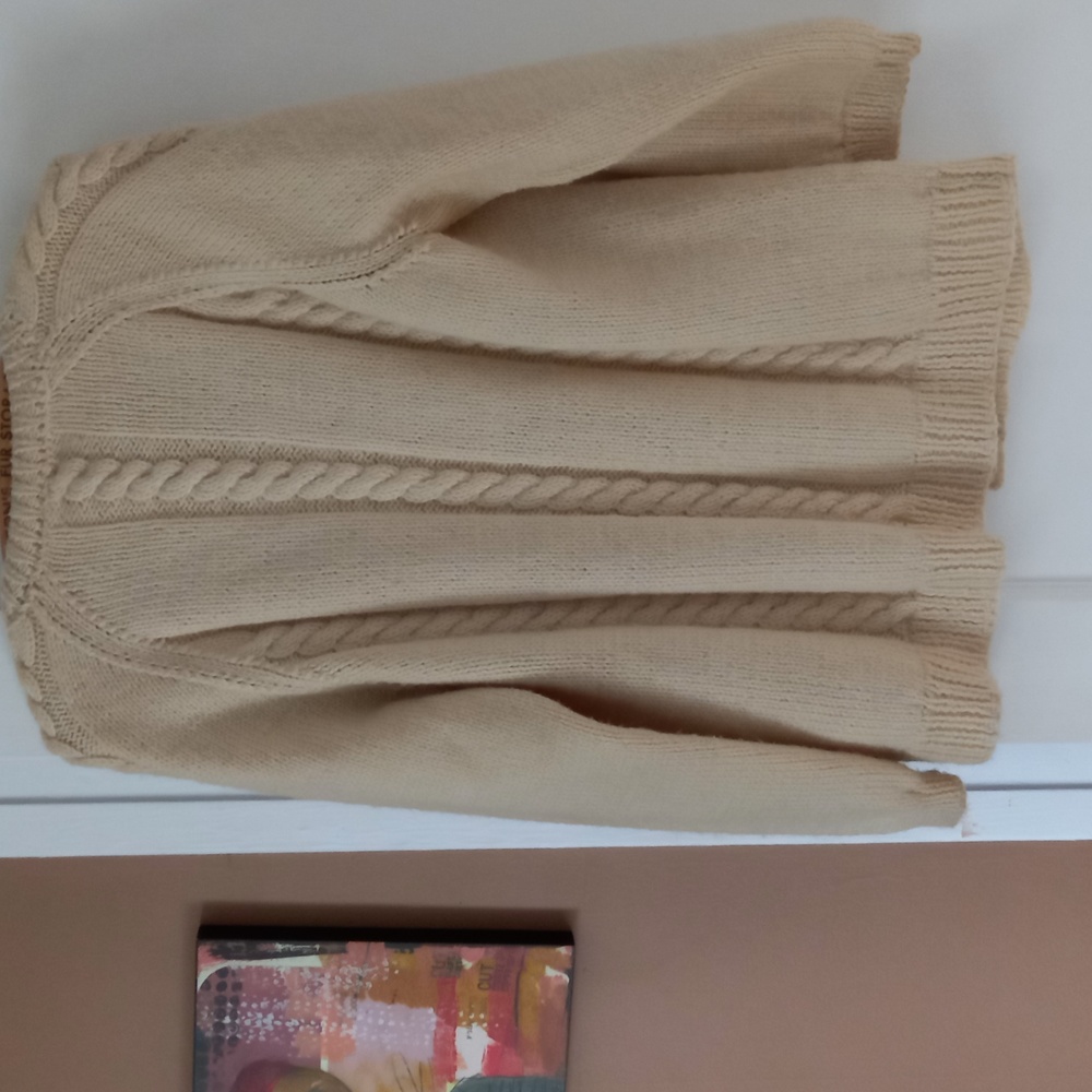 Vintage handmade cable knit Cardigan Sweater - Picture 5 of 8